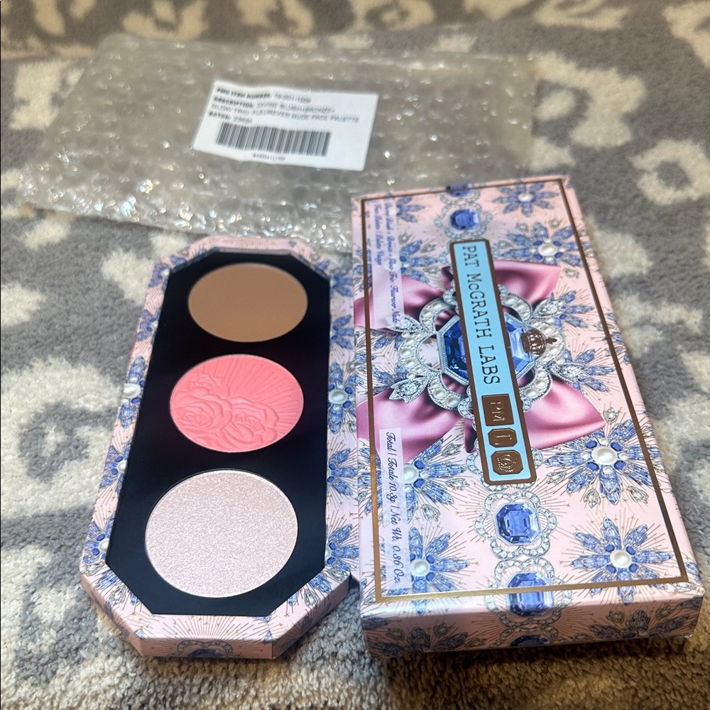 Pat McGrath Divine Blush & Bronze & Glow Trio Fleurever Nude Face Palette 🎨 New - Picture 8 of 17